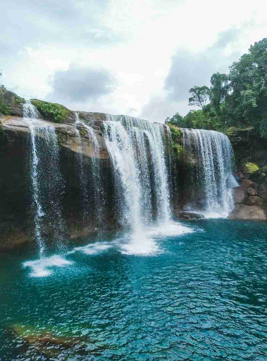 Exciting Things to Do in Meghalaya. Short break holidays tour packages Pikme.org